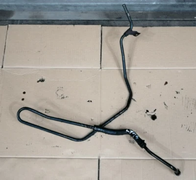 Manguera de tubo de dirección asistida Mitsubishi L200 RHD 2006-2016 Foto 1 de 4