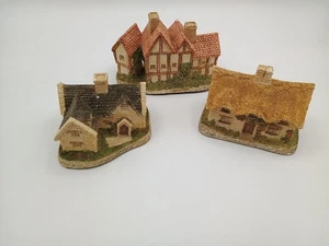 Vintage David Winter Cottages (Lot Of 3) - Picture 1 of 16