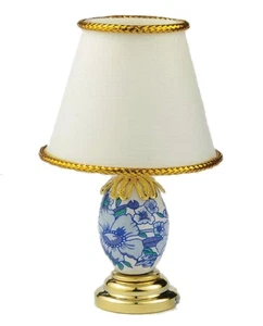 3V LED Bedroom Table Lamp for 12th Scale Dolls House - Picture 1 of 1