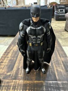 Tactical Suit Batman (19" Action Figure) Jakks, 2017 - DC Justice League 