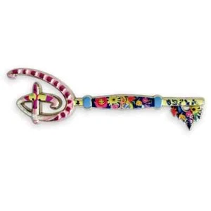 Alice in Wonderland 70th Anniversary Collectible Key Pin – Special Edition - Picture 1 of 2