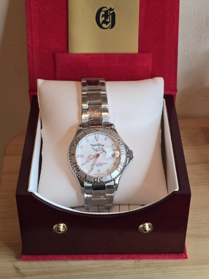 Reloj Hombre Charles Hubert Automático, Acero Inoxidable Esfera Blanca. Nuevo.  Foto 1 de 4