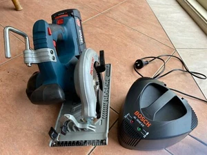 BOSH 36 VOLT CORDLESS ANGLE GRINDER IN NEAR NEW CONDITION - Picture 1 of 8