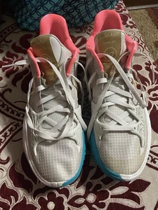 Nike Kyrie Low 4’s N7 Cream - Picture 1 of 5
