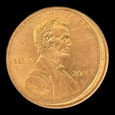 Broadstruck Error Cent 2001 Lincoln Penny Off Center Broad Strike Genuine Error - Image 1 of 2