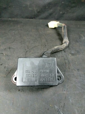 84 Kawasaki GPZ550 ZX GPZ 550 Zx550 Dispositivo de iluminación de reserva Relé Enchufe KOITO Foto 1 de 4