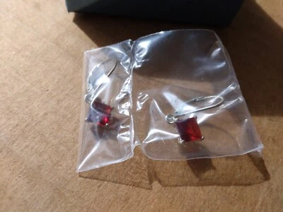 Vtg 2005 Avon STERLING Silver Leverback Drop Earrings NIB NEW NOS Simulated Ruby - Image 1 of 4