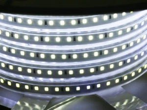 led strip streife Dimmbar, 10m 1200x 2835 6000K kaltweiss leds wasserfest IP68 - Bild 1 von 3