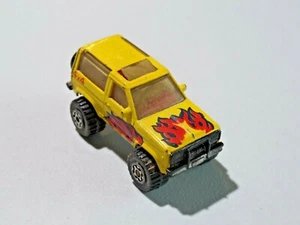 Vintage Matchbox Ford Bronco II 1:57 Scale Die Cast Thailand Yellow Red Flames - Imagen 1 de 10