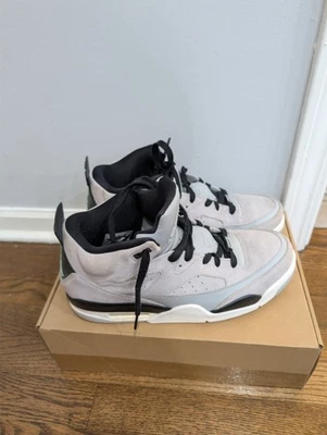 Jordan Son of Mars Bajo "Gris Lobo" Talla 10 Foto 1 de 4