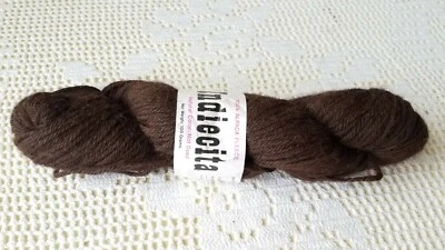 Hilo Plymouth Indiecita de colección 100 % alpaca peinado 1 hilera 4 capas marrón 100 gms Foto 1 de 4