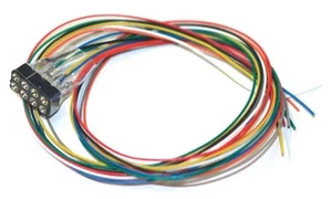 ESU 51950 Scala HO Presa a 8 poli con cavetti da 15 cm - Picture 1 of 1