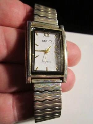 VINTAGE SEIKO TANK WATCH FITS UP TO 7 1/2" WRIST -18K GOLD ELECTROPLATE - BBA-45 - Image 1 of 4