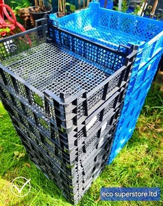 12 x Stackable Storage Crates Trays Car Boots Mushrooms Garages Plastic Box - Imagen 1 de 2