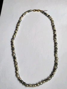 Collar de perlas de agua dulce de dos tonos firmado Givenchy 19" - Imagen 1 de 6
