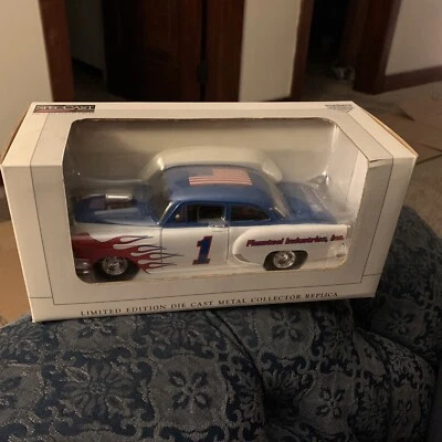 1:24 SPEC CAST 1954 CHEVY STREET ROD Coupe Flexsteel American Flag 54028 - Image 1 of 4