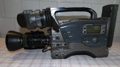 CAMCORDER JVC GY DV500E - LENTE FUJINON S14x7.3B12U - WIEWFINDER VF P115BE - Imagen 1 de 4