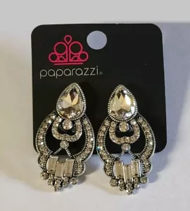 Paparazzi Glamour Gauntlet White Clip On Earrings - Picture 1 of 3