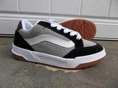 NWT VANS BOYS/YOUTH HYLANE SNEAKERS/SHOES SIZE 13.BRAND NEW FOR 2025.BD - Image 1 of 4