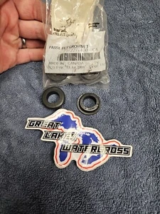 Fast Free Ship! Qty 2 Ski Doo OEM Oil Injection Tank Rubber Grommet 572277400 SD - Picture 1 of 4