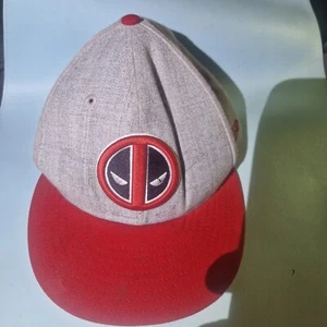 Marvel New Era Deadpool Baseball Mütze Cap Emblem grau und rot - Bild 1 von 7