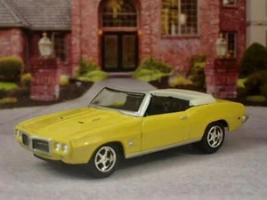 Pontiac Firebird H.O. primera generación 1967-1969 400 V-8 convertible escala 1/64 edición limitada Y - Imagen 1 de 5