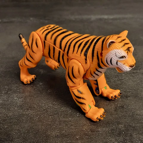 Vintage 90s Tiger Robot KO Action Figure Knockoff Beast Wars Transformers RARE Cover