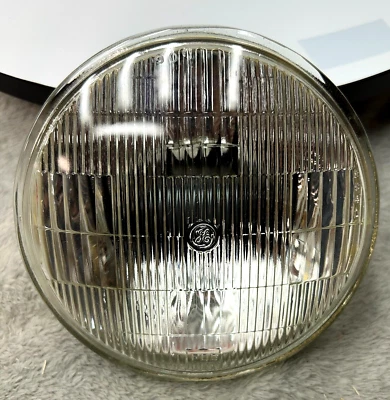 Philips 4421C1 Sealed Beam Headlight Bulb Genuine Vintage Replacement - Image 1 of 4