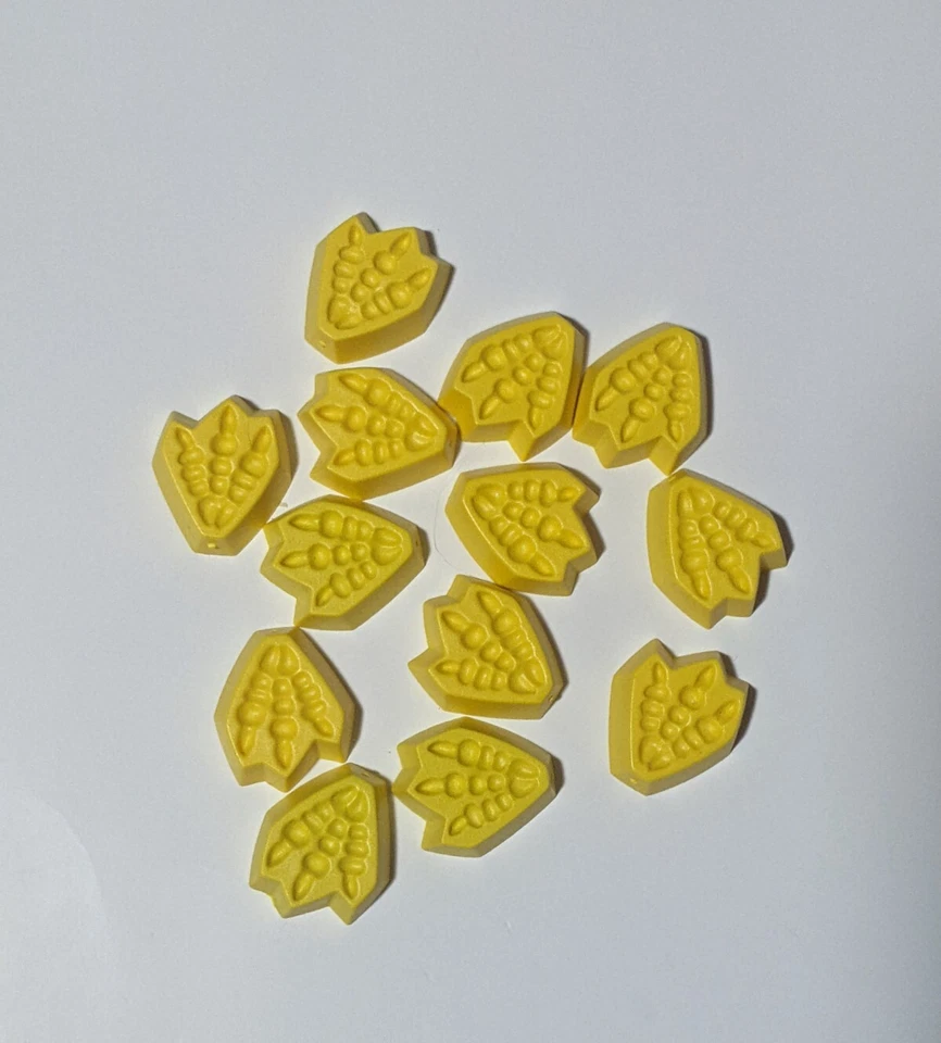 Juego de mesa Dig N Dinos Monopoly Junior piezas de repuesto impresiones de dinosaurios amarillos Foto 1 de 1