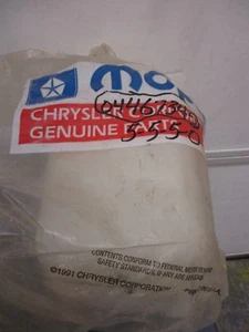 Tanque lavadora parabrisas Mopar Dodge 04467345 - Imagen 1 de 1