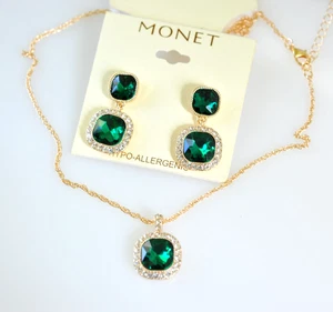 Monet Gold Tone Green Rhinestone Necklace Earrings Set Holiday Statement Glam MC - Picture 1 of 10