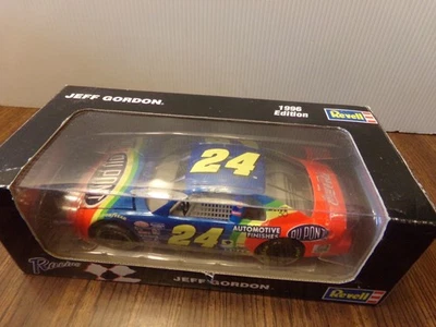Jeff Gordon #24 DuPont Daytona Raced 1996 Edition  1:24 NASCAR Diecast - Image 1 of 3