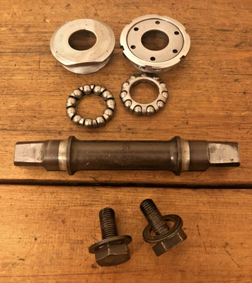 Campagnolo Nuovo Gran Sport Bottom Bracket, Italian Thread, 113mm, VGC/EX - Image 1 of 4