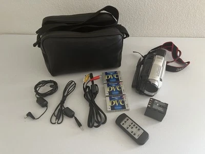 Vintage JVC Model GR-DVL-307U Camcorder Bundle w/Battery - Read - Image 1 of 4