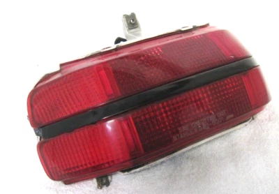 Luz de freno trasera Hurricane 87-88 Honda CBR1000 F OEM 33701-MM5-671 Foto 1 de 4