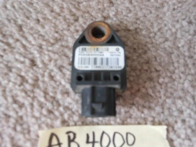 04 05 06 Sensor módulo impacto Durango Liberty 5084000AA 2004 2005 2006 Foto 1 de 3
