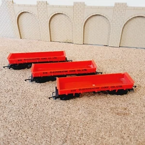 LIFE LIKE TRAIN SPUR HO " CLECKHEATON COKE Co. " X 3 KIPPERWAGEN KOSTENLOSER VERSAND - Bild 1 von 1