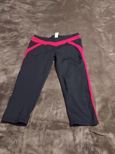 FABLETICS Stretch Waist Mid Rise Activewear Capri Leggings Women's Size Large - Picture 1 of 10