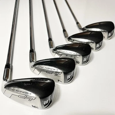 Juego de varillas de acero flexibles rígidas para diestros Wilson Launch Pad 6-9, PW Foto 1 de 4