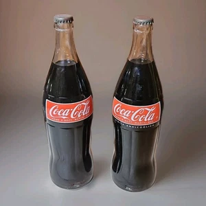 Coca Cola 2 Bottiglie Sigillate D'epoca Produzione Sobib Bari Collezione Vintage - Foto 1 di 4