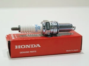 Bujía Honda CB F R XR XL CMX NC NT + 31916-KRM-841 NGK CPR8EA-9 genuina - Imagen 1 de 3