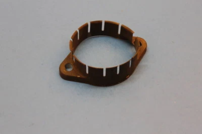 NOS YAMAHA 1975 - 1977 TX650 XS650 汽化器连接盖 447-13564-00-00 — 第 1/4 张图片