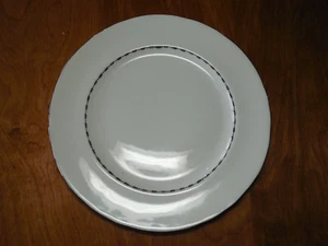 Aynsley England MINUET Bone Scalloped 106 Dinner Plate 10 1/2" 1 ea 8 available - Picture 1 of 11