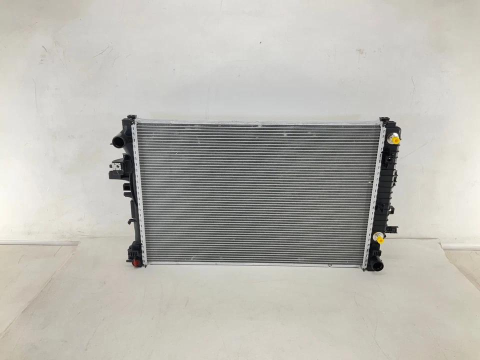 ACDelco se adapta a radiador de refrigeración del motor Chevrolet Malibu 16-18 nuevo RB CM Foto 1 de 4