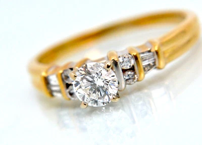 0.50 ctw  Diamond Solitaire with Accents Engagement Ring 18k Yellow Gold Lot 9 - Image 1 of 4