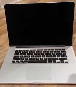 Apple MacBook Pro 11,4 A1398 15" Mid-2015 Core i7-4770HQ 16GB 256GB - Picture 1 of 4