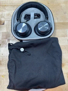 BANG & OLUFSEN BEOPLAY H9i Cuffie con cancellazione attiva del rumore con custodia - Foto 1 di 4