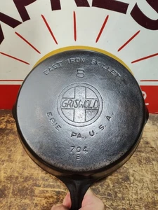 "Fully Restored" GRISWOLD #8 CAST IRON SKILLET  Slant Logo Seasoned  - Picture 1 of 8