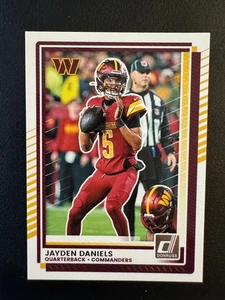 2025 Panini Donruss - Jayden Daniels #28 - Bild 1 von 2