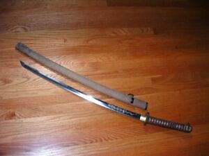 [GN1-05-2-09] Japanese Sword:  IJA Imperial Army Hidetoshi Gunto w Horimono